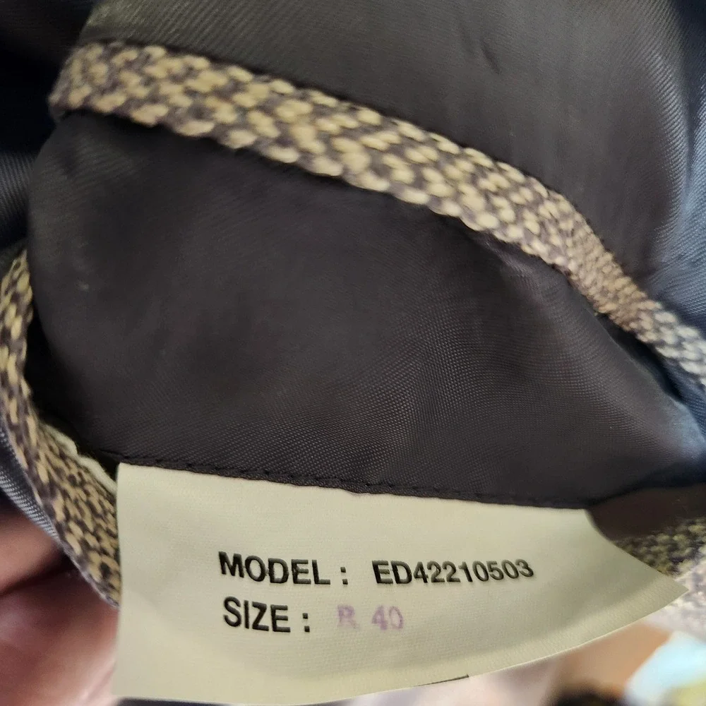 Macy's Savile Row Men's 40R 100% Silk Herringbone Beige Single Breast Sport Coat
